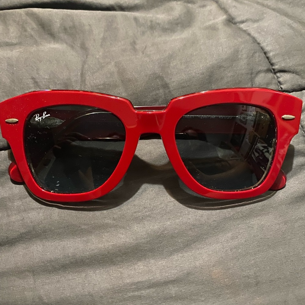 Ray-ban red framed sunglasses